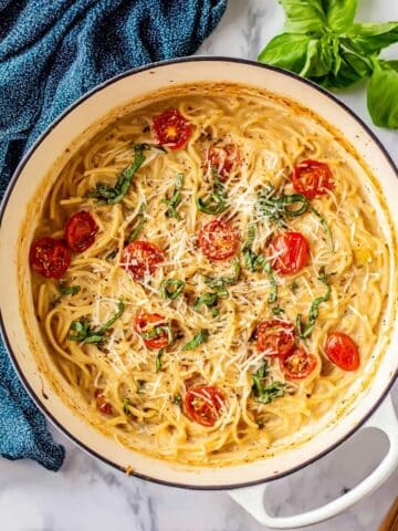 One Pot Pasta with Cherry Tomatoes and Basil Recipe
