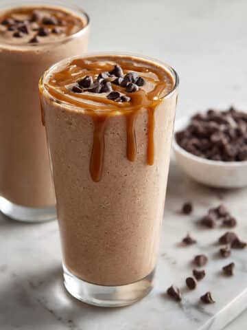 Keto Frosty: High-Protein, Sugar-Free Cold Dessert Recipe