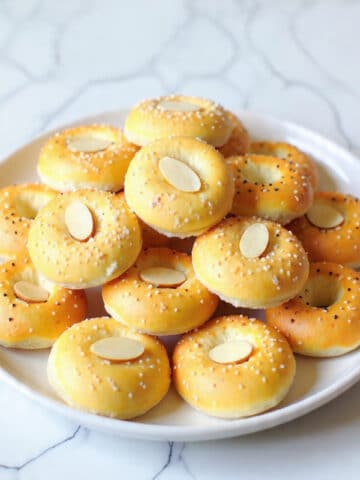 Keto Amaretti Cookies Recipe
