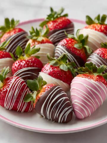 Chocolate-Dipped Strawberries Recipe