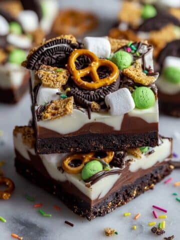 Easy 5-Minute Chocolate Bark with 6 Delicious Variations Recipe