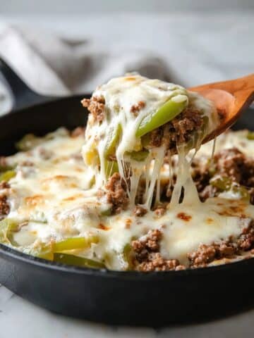 Easy Philly Cheese Beef Skillet Recipe