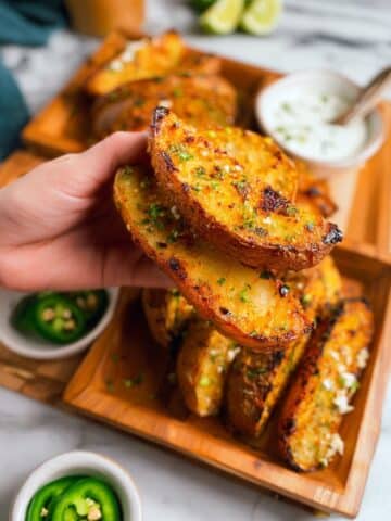 Tandoori Chicken Arayes with Cilantro Chutney Recipe