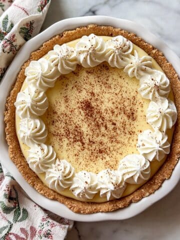 Christmas Eve Cinnamon-Vanilla Creamy Custard Pie Recipe
