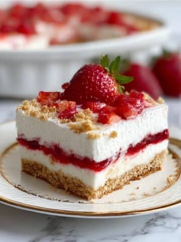 Strawberry Cheesecake Lasagna Recipe