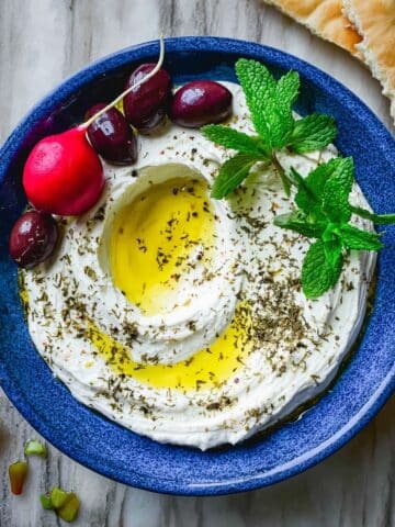 Homemade Labneh: Creamy Middle Eastern Yogurt Cheese Recipe