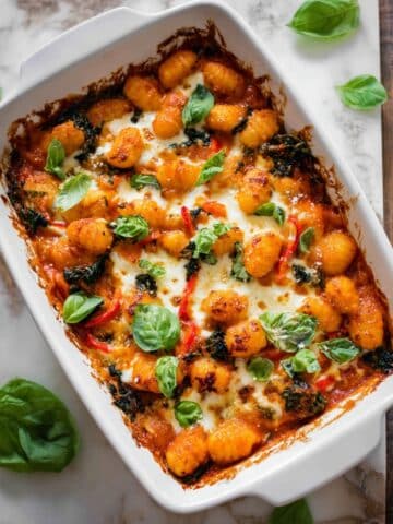 Baked Gnocchi with Chicken in Red Pesto Sauce Recipe