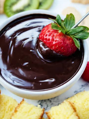 Rich and Creamy Chocolate Fondue for Dipping Recipe